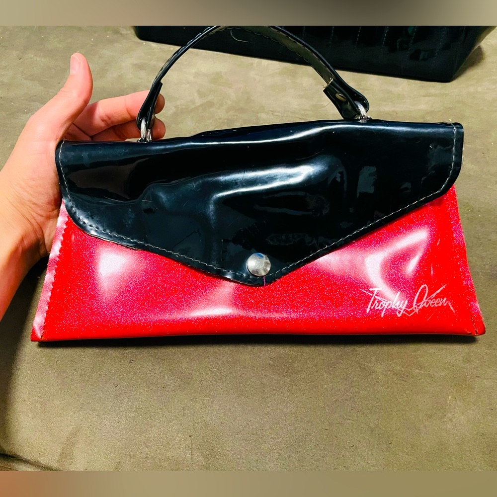 Vintage Trophy Queen Clutch/shoulder /crossbody.
